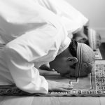 Read more about the article Cara Mengembalikan Kenikmatan Beribadah Kepada Allah