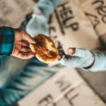 Read more about the article Sedekah Dapat Menghapus Segala Kesalahan Dosa dan Dapat Meringankan Siksa Kubur.