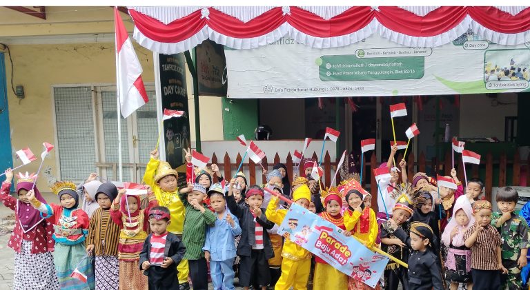 Read more about the article Menanamkan Semangat Perjuangan Lewat Parade Budaya Nusantara