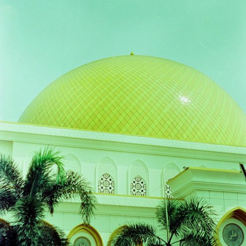 pexels-yudha-aprilian-166602202-11037920 lingkungan islami
